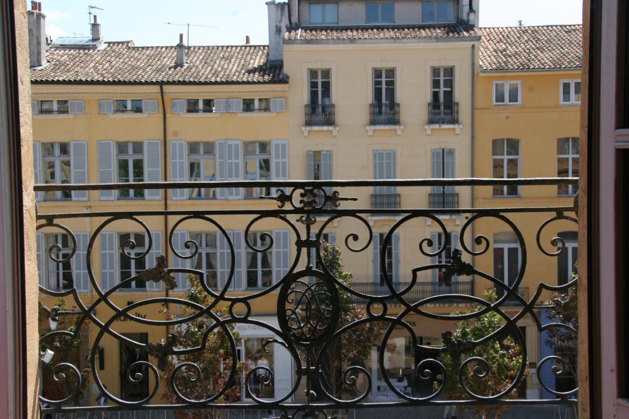 Les Suites Du Cours & Spa Aix-en-Provence Exterior photo